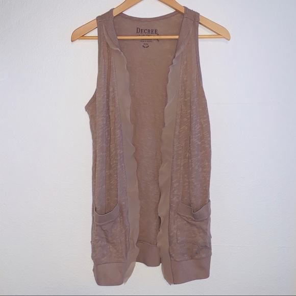 NWT Decree Tan Sleeveless Knit Cardigan - Picture 3 of 4